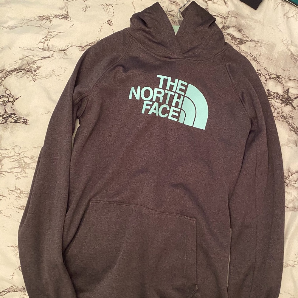 Girl's The North Face hoodie